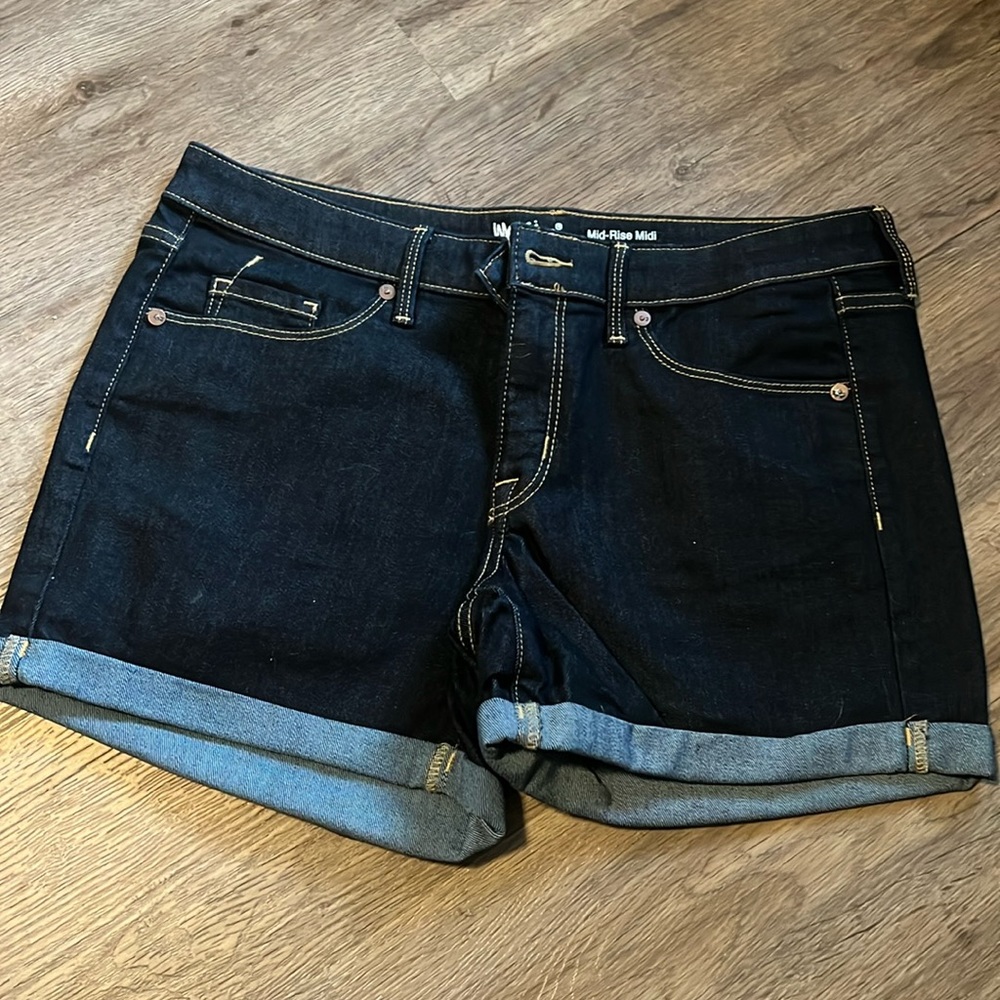 Dark wash Jeans short mid rise